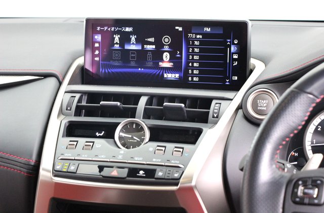 レクサスNX300 Fスポーツ