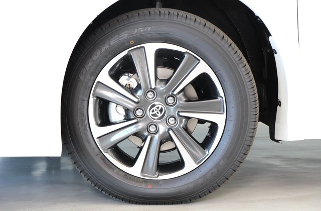トヨタヴォクシーZS 煌III