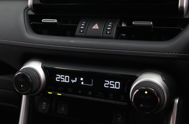 トヨタRAV4G Zパッケージ