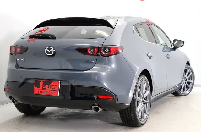 マツダMAZDA3ファストバック15S ツーリング
