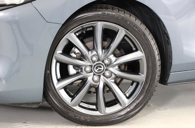 マツダMAZDA3ファストバック15S ツーリング