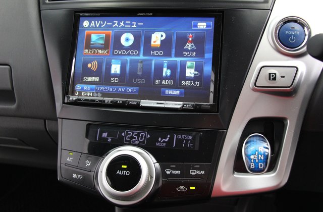 トヨタプリウスαSツーリングセレクション