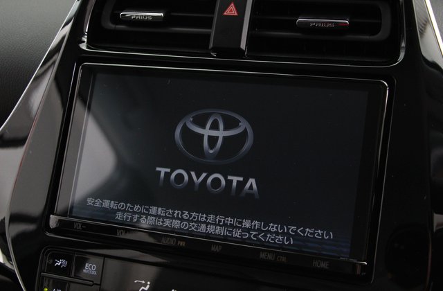 トヨタプリウスSツーリングセレクション