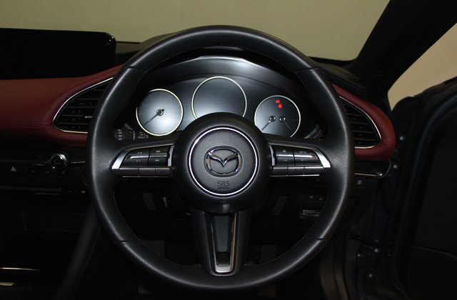 マツダMAZDA3ファストバック20S バーガンディセレクション