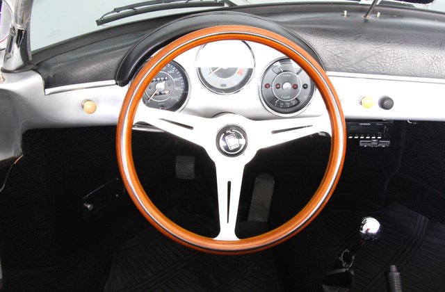 フォルクスワーゲンポルシェ356スピードスター レプリカ
