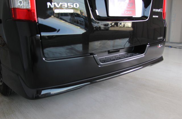 ニッサンNV350キャラバンプレミアムGX アーバンクロム