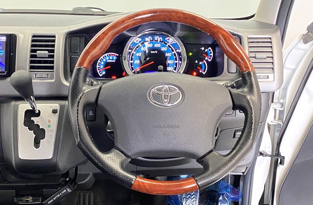 トヨタハイエースバン スーパーGL