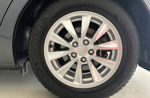 スバルインプレッサスポーツ1.6i-L
