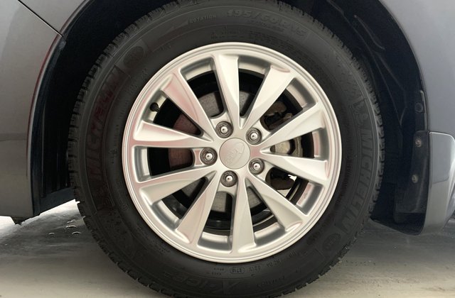 スバルインプレッサスポーツ1.6i-L