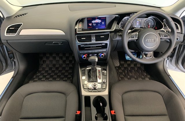 アウディA42.0TFSI