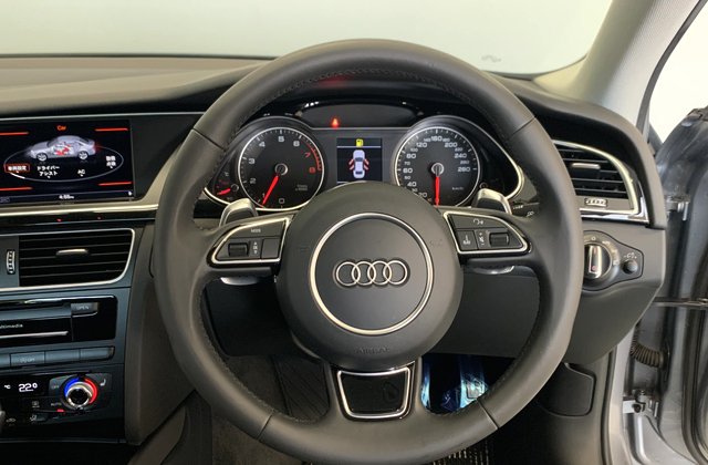 アウディA42.0TFSI