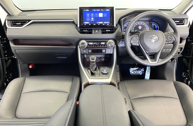 トヨタRAV4ハイブリッドG