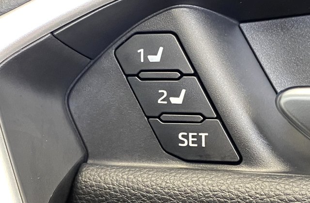トヨタRAV4ハイブリッドG