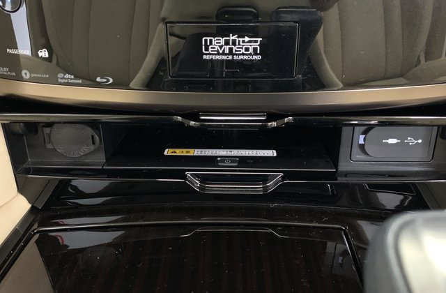 レクサスLXLX570 ベースグレード