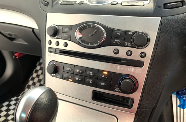 ニッサンスカイライン370GT タイプS