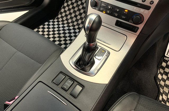 ニッサンスカイライン370GT タイプS