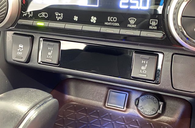 トヨタRAV4ハイブリッド G