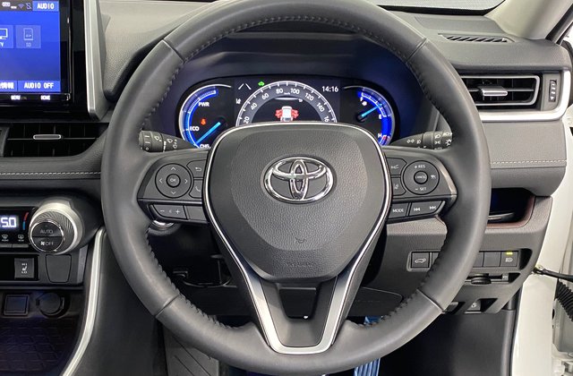 トヨタRAV4ハイブリッド G