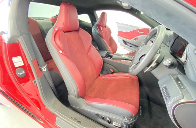 レクサスLCLC500h Sパッケージ