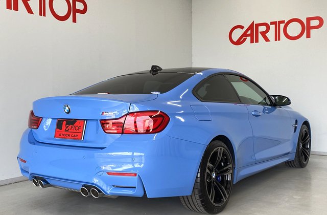 BMWM4クーペ
