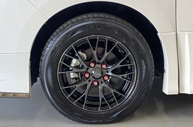 トヨタノア2.0Si W×B