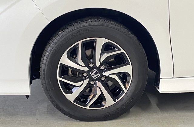 ホンダステップワゴンスパーダホンダセンシング