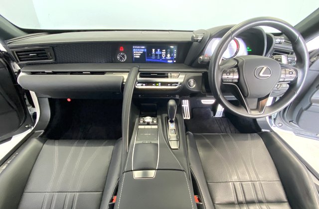 レクサスLC500 Lパッケージ