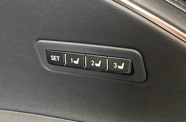 レクサスLC500 Lパッケージ