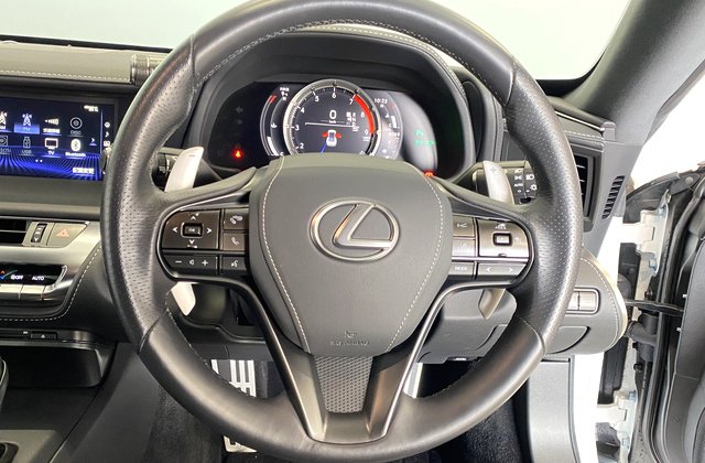 レクサスLC500 Lパッケージ