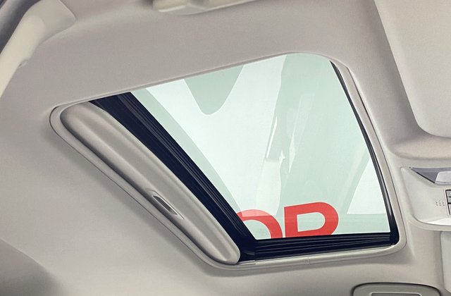 トヨタRAV4ハイブリッドX