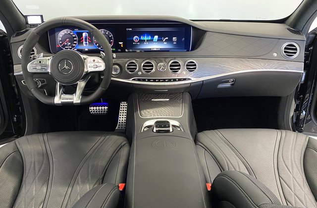 メルセデスベンツSクラスAMG S63