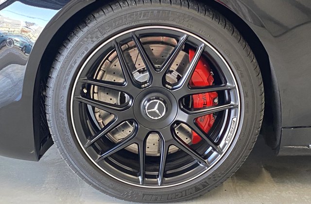 メルセデスベンツSクラスAMG S63