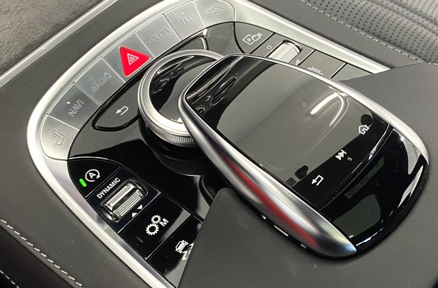 メルセデスベンツSクラスAMG S63