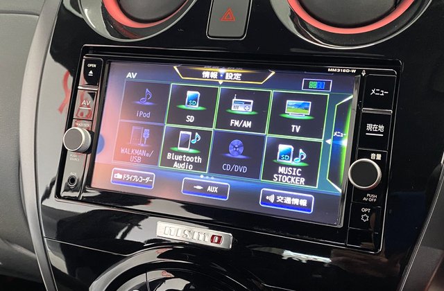 ニッサンノートeパワーNISMO S