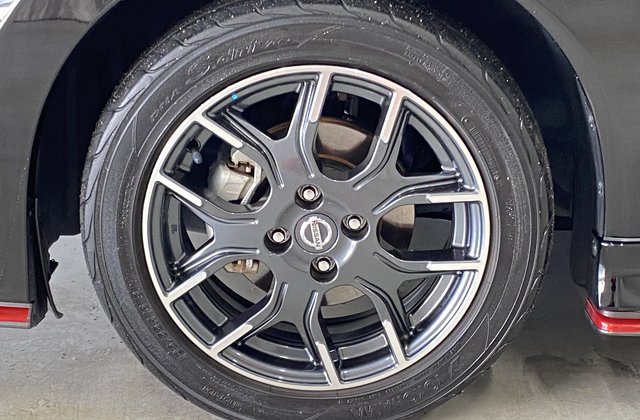 ニッサンノートeパワーNISMO S