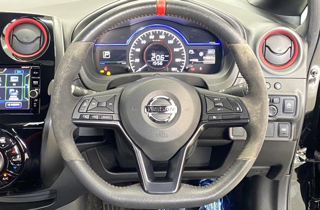 ニッサンノートeパワーNISMO S