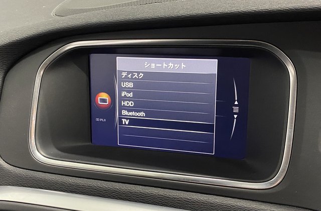 ボルボV40T3 インスクリプション