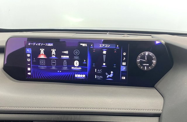 レクサスUX200 Fスポーツ