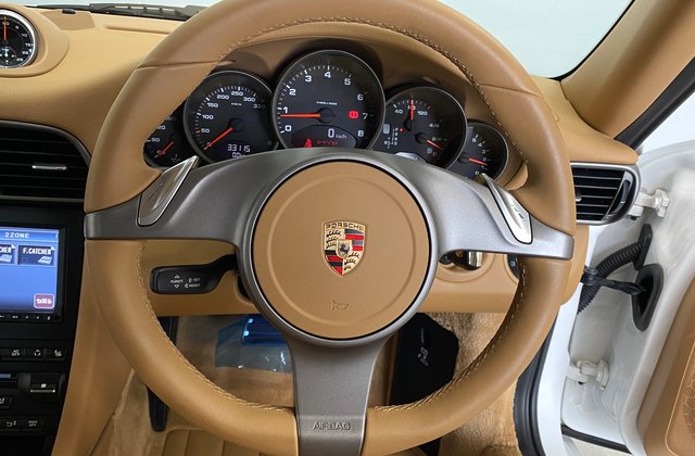 ポルシェ911カレラ