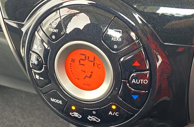 ニッサンマーチNISMO S