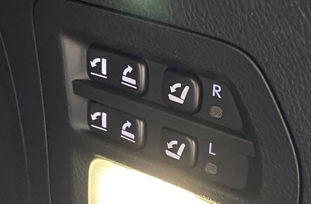 レクサスLXLX570 ブラックシークエンス