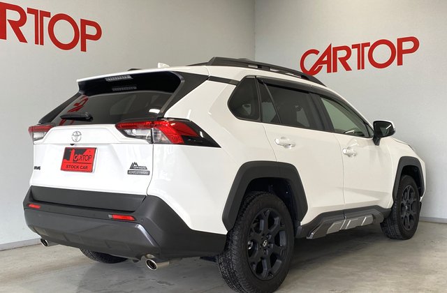 トヨタRAV4アドベンチャー オフロードパッケージ
