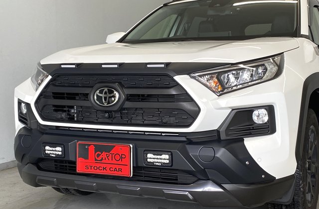 トヨタRAV4アドベンチャー オフロードパッケージ