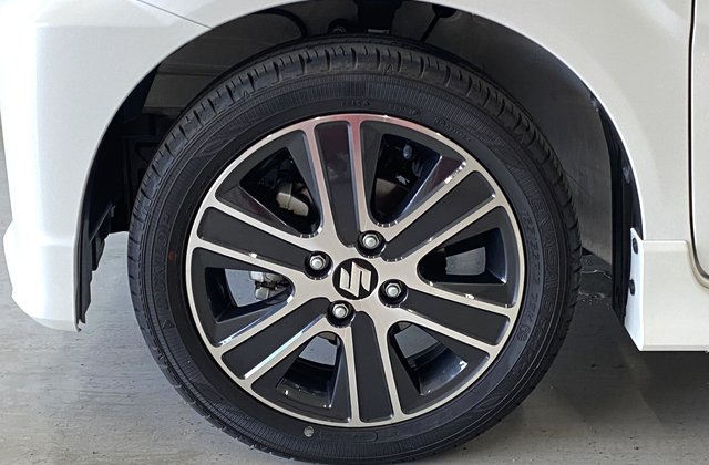 スズキワゴンRスティングレーHYBRID T 全方位モニター用カメラパッケージ装着車