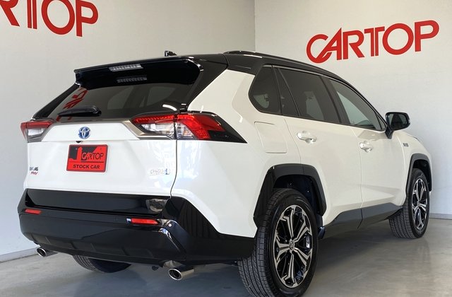 トヨタRAV4PHV ブラックトーン