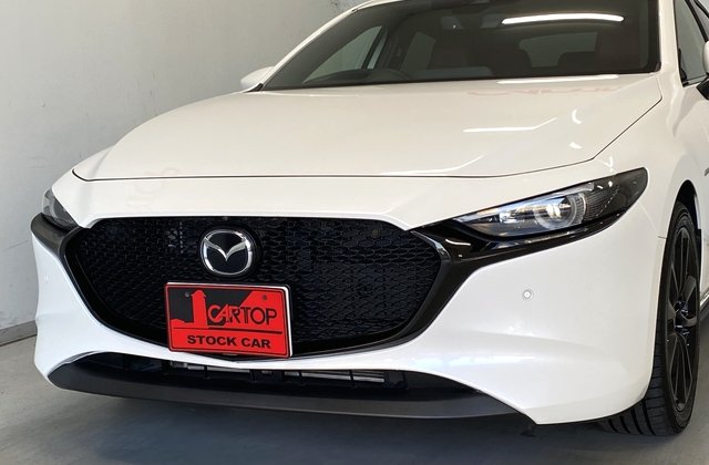 マツダMAZDA3ファストバック20S 100周年特別記念車