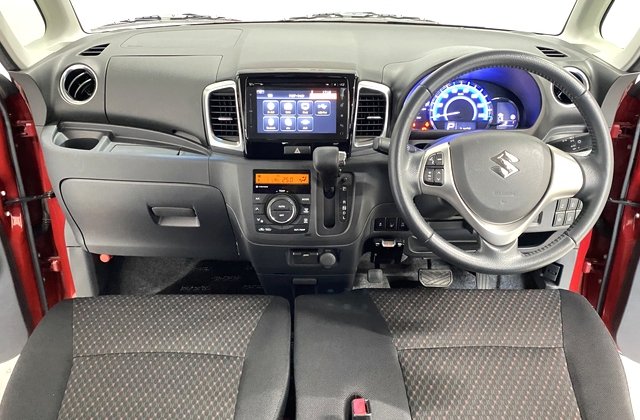 スズキスペーシアカスタムXS デュアルカメラブレーキサポート装着車