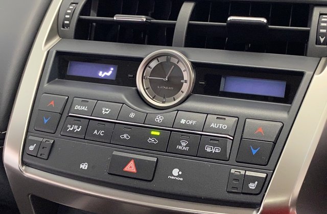 レクサスNX200t アーバンスタイル