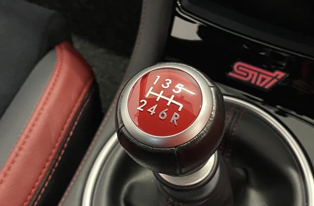 スバルWRX STISTI