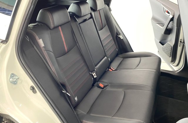 トヨタRAV4 PHVブラックトーン